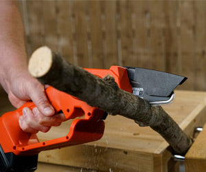 Minichain Saw a 447 LEU